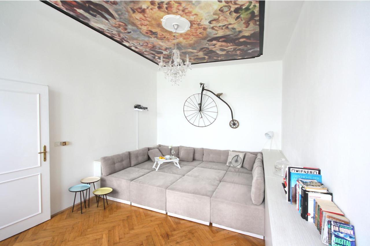For The Bold, Chic And Open Minded Viena