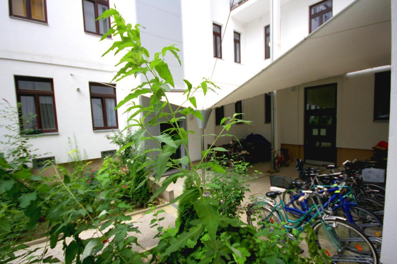 For The Bold, Chic And Open Minded Appartement